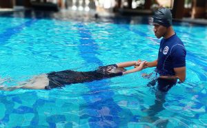 LRJ LES RENANGNYA PARA ARTIS DAN PEJABAT INDONESIA